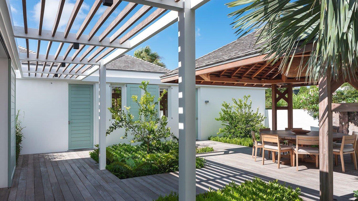Ideally Located Prestigious Villa Toiny Buitenkant foto