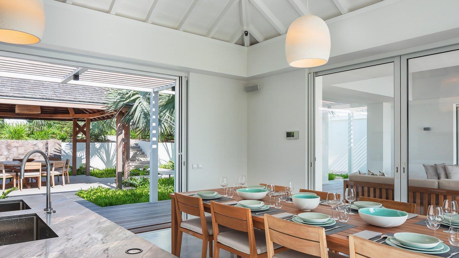 Ideally Located Prestigious Villa Toiny Buitenkant foto